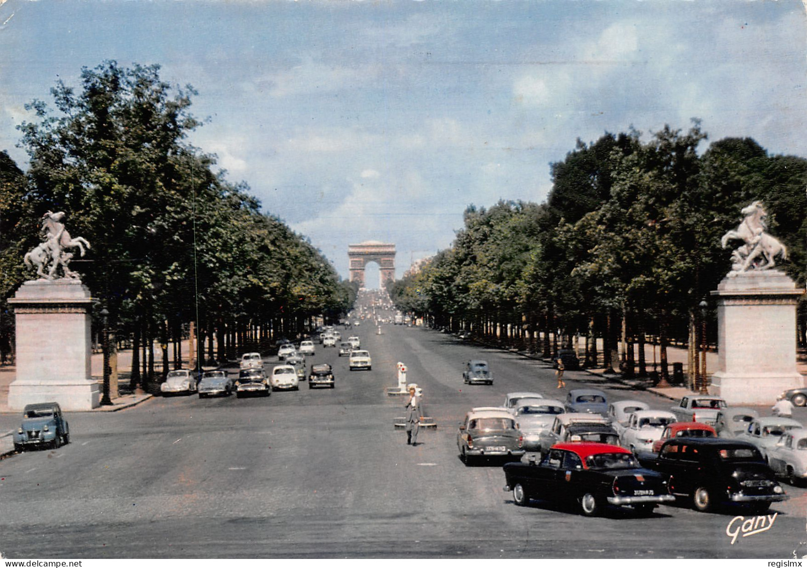 75-PARIS AVENUE DES CHAMPS ELYSEES-N°T2653-D/0049 - Champs-Elysées