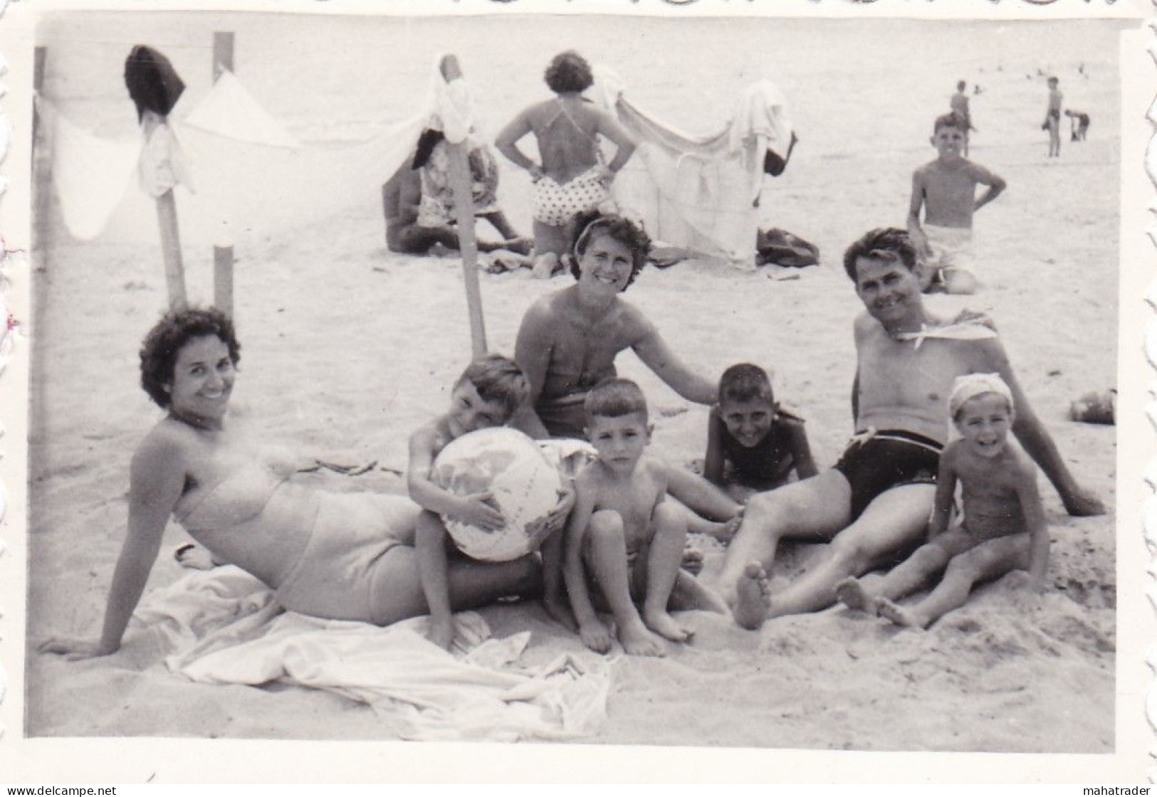 Old Real Original Photo - Naked Little Boys Man Women In Bikini On The Beach - Ca. 8.5x6 Cm - Anonymous Persons
