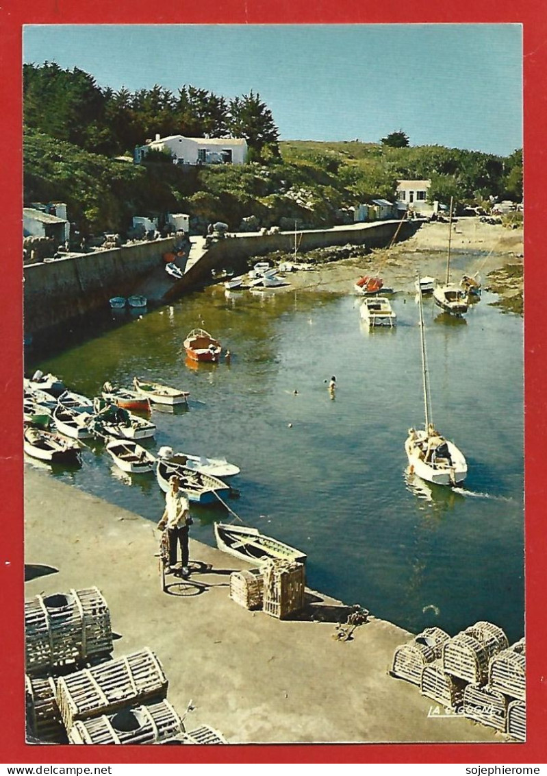 L'île D'Yeu (85) Le Port De La Meule 2scans Carte Animée Cycliste - Ile D'Yeu