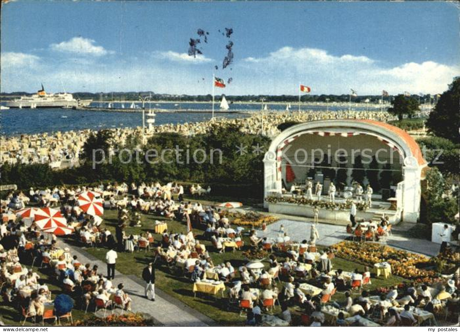 72529269 Travemuende Ostseebad Kurkonzert Travemuende Ostseebad - Luebeck