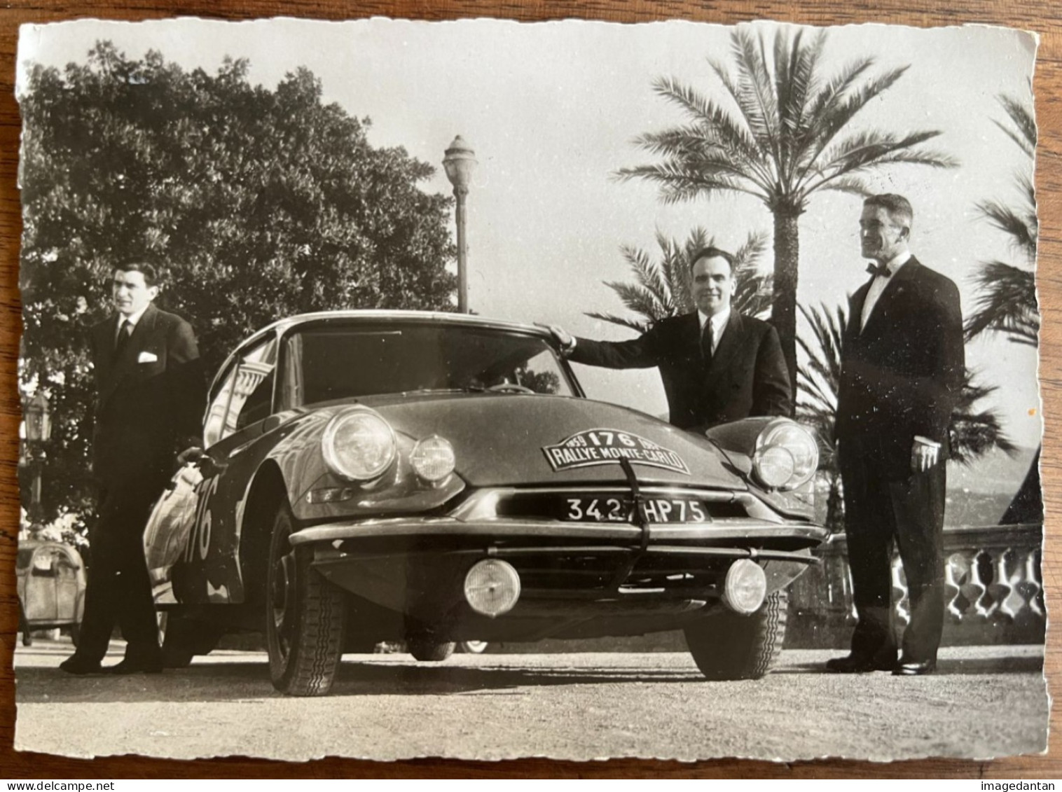 Rallye Monte-Carlo 1959 - Les Vainqueurs En ID 19 - Rallyes