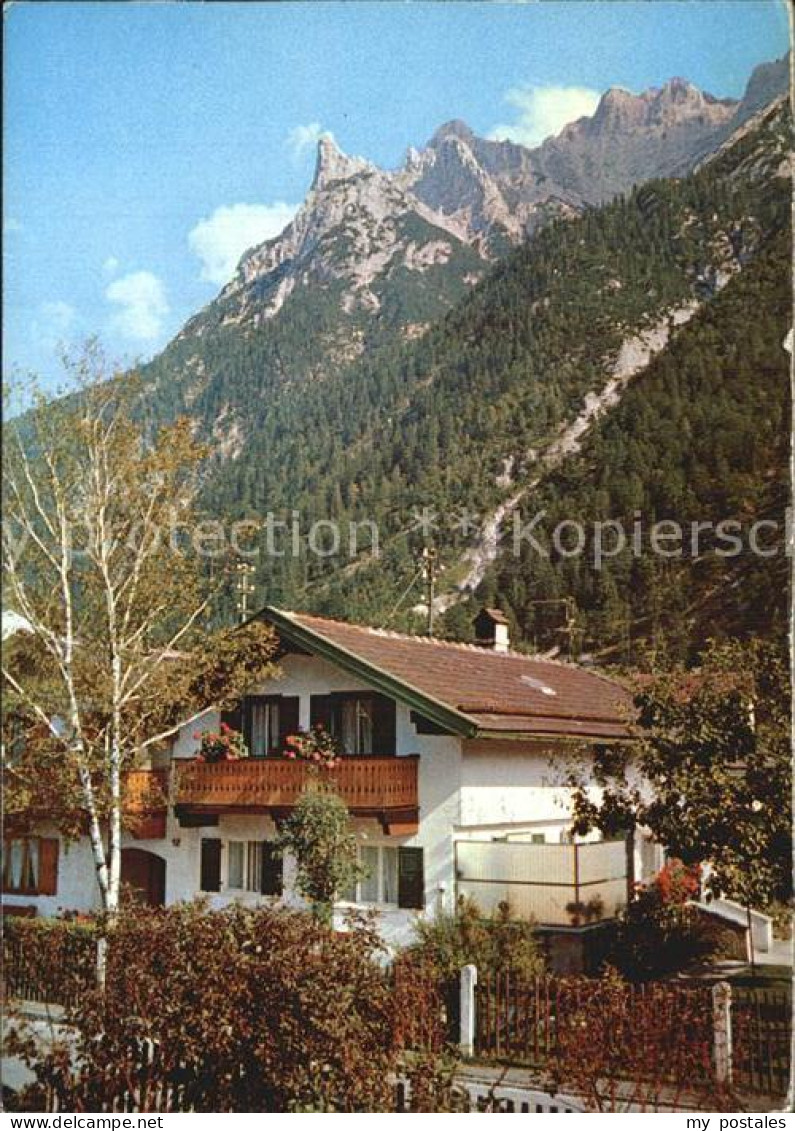 72528166 Mittenwald Bayern Pollerhaeusl Mit Karwendel Mittenwald - Mittenwald