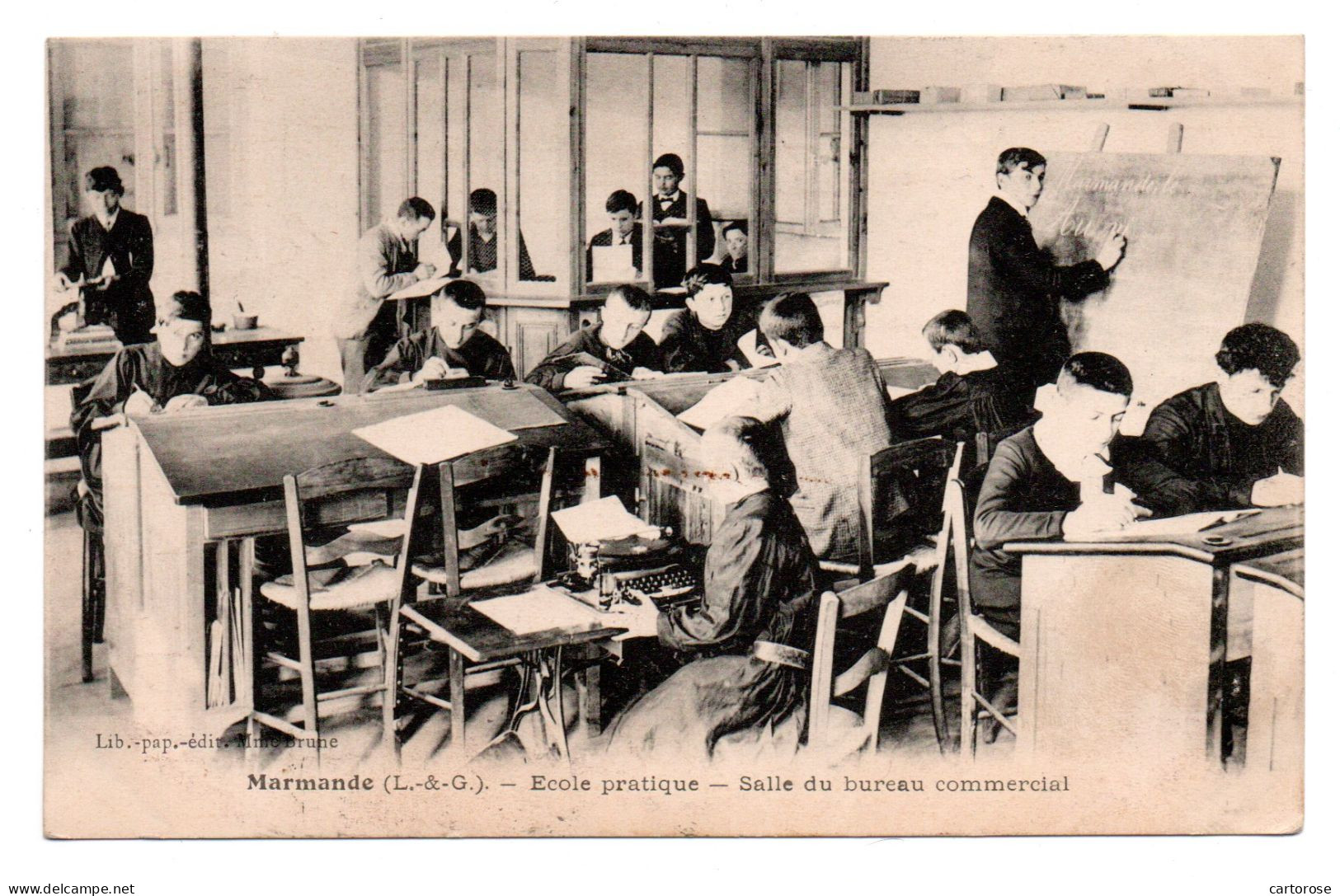 47  MARMANDE  -  Ecole Pratique - Salle Du Bureau Commercial - Marmande