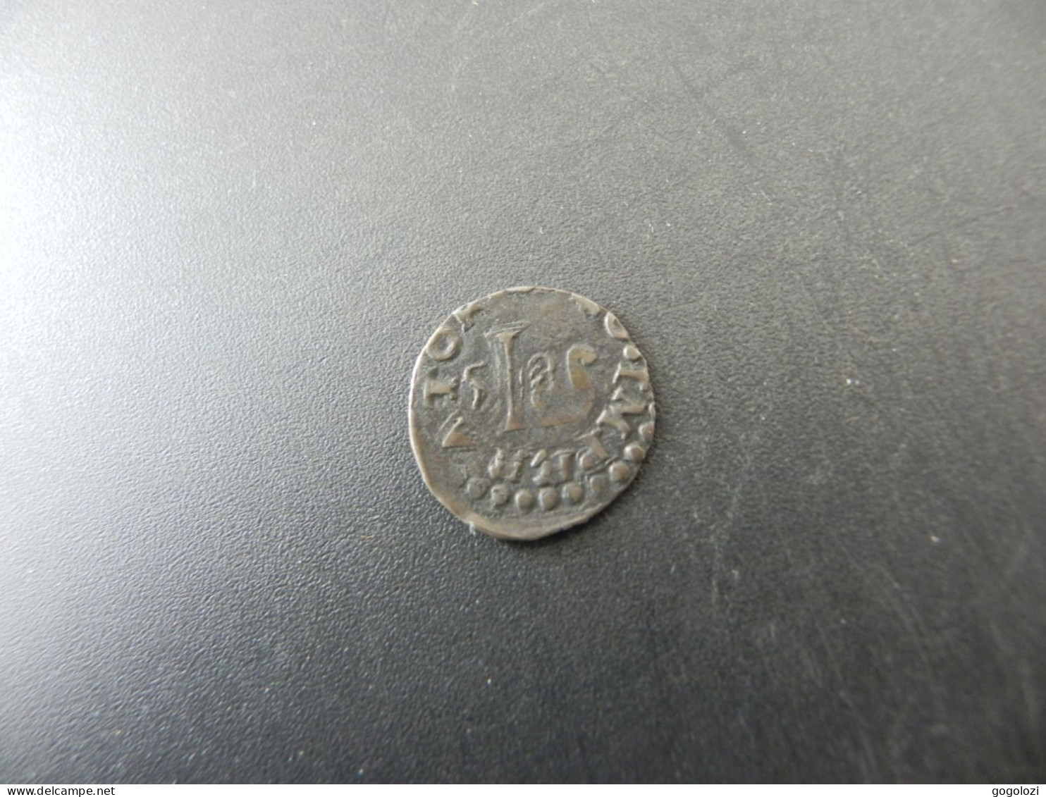 Old Ancient Coin  - To Be Identified - Otros & Sin Clasificación