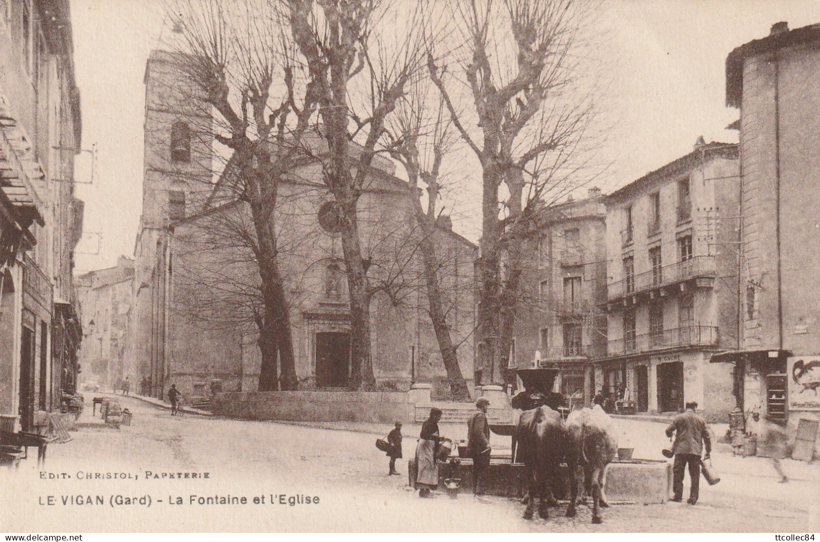 CPA-30-LE VIGAN-la Fontaine Et L'église - Le Vigan