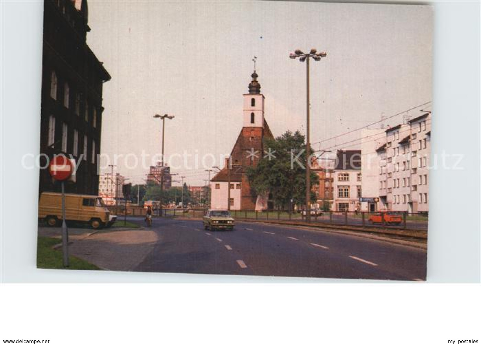 72526376 Wroclaw Ulica Kazimierza Wielkiego Gotycki Koscial Sw Krzysztofa  - Pologne