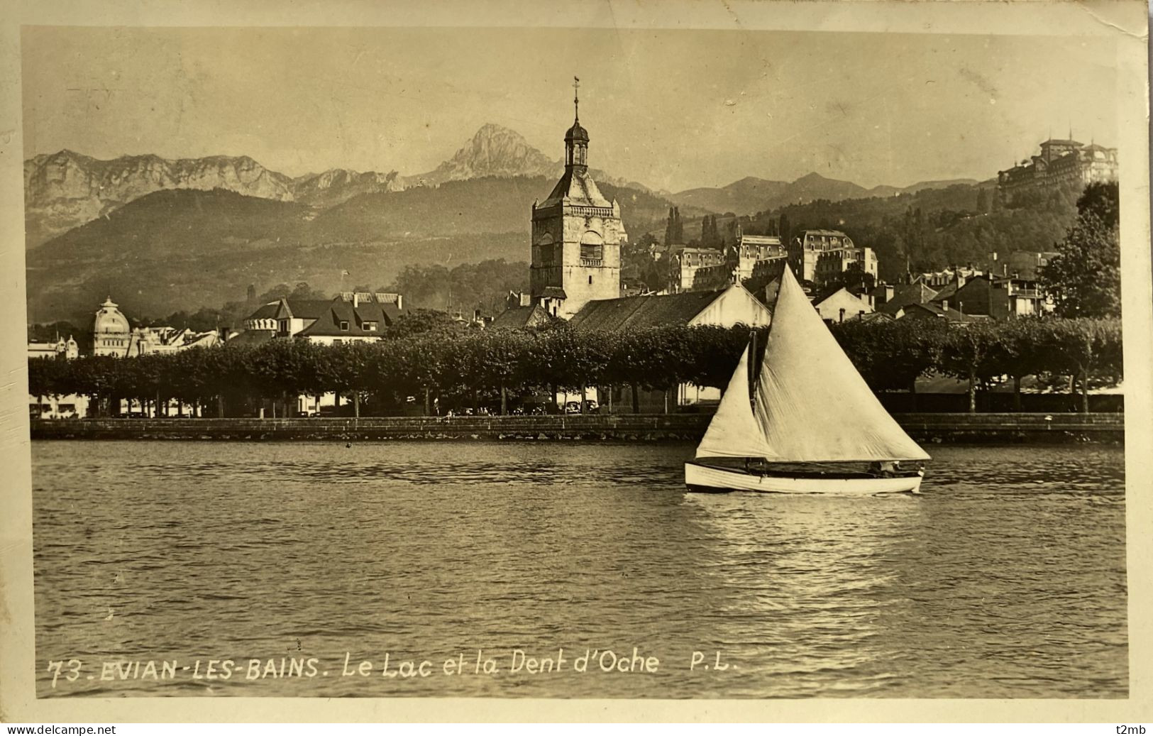 CPSM (Haute Savoie). EVIAN LES BAINS. Le Lac Et La Dent D'Oche (n°73) - Evian-les-Bains