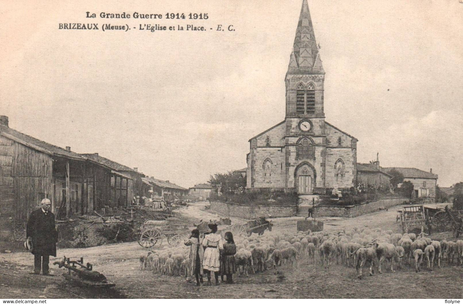 Brizeaux - L'église Et La Place Du Village - Villageois Et Troupeau De Moutons - Other & Unclassified