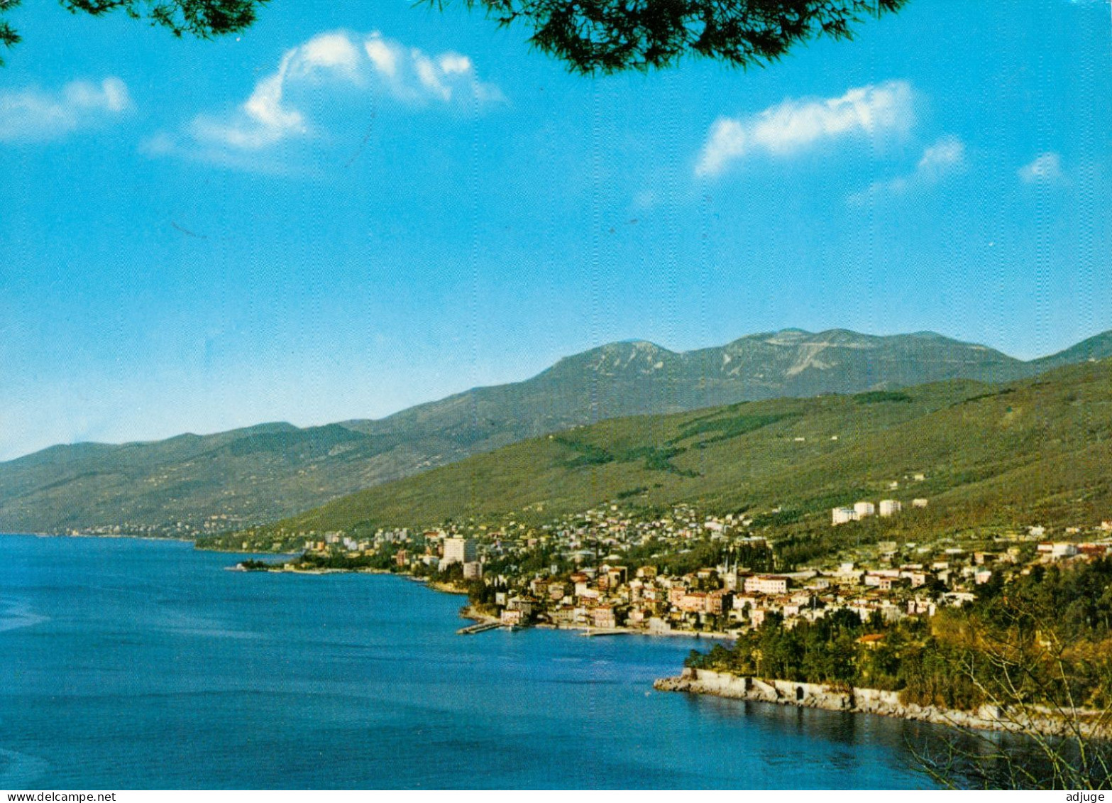 CPM- Yougoslavie _ OPATIJA* Vue Générale * TBE*  Cf. Scans * - Yugoslavia