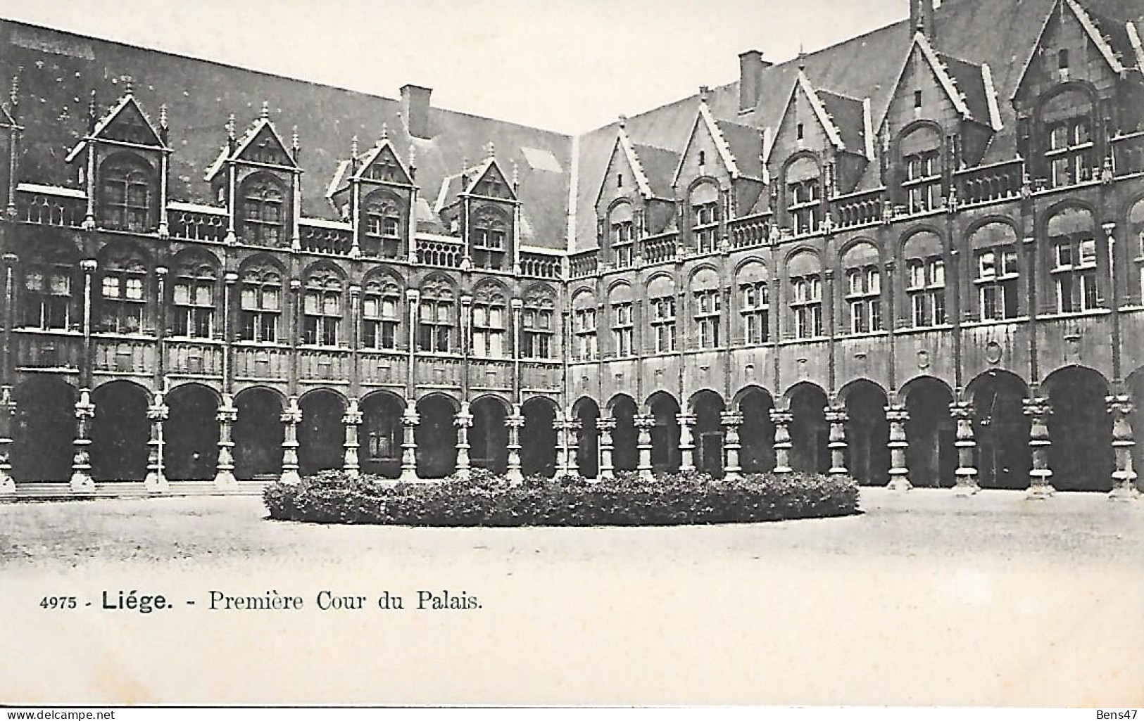 Liège Première Cour Du Palais - Lüttich