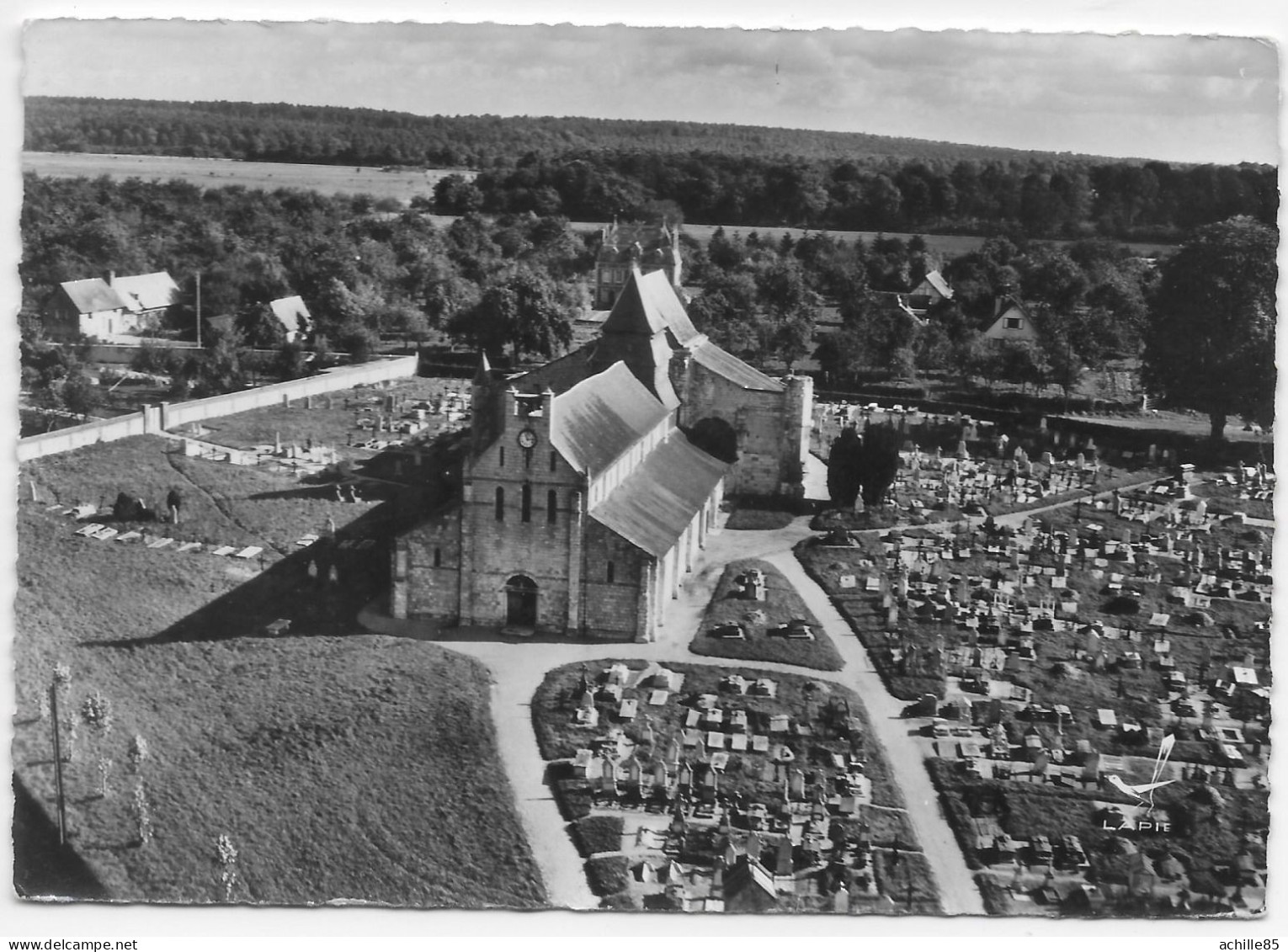 Jumieges , Aérienne , église - Jumieges