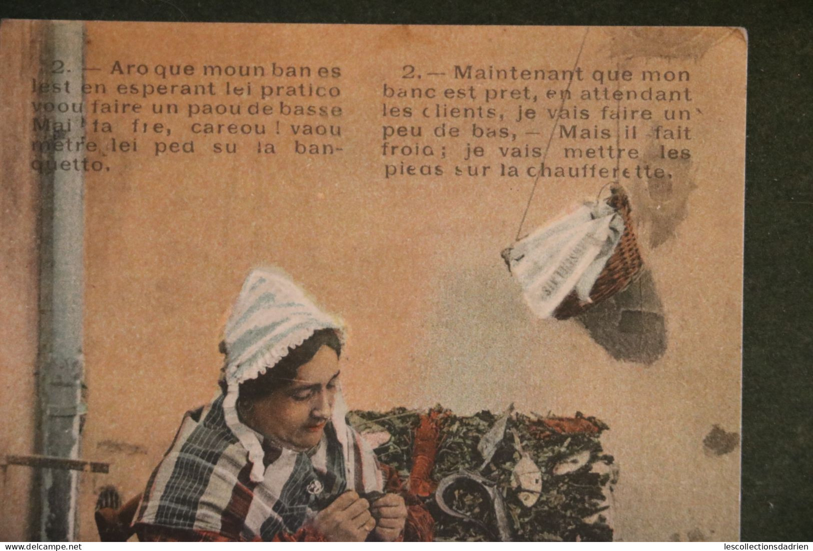 Carte Postale - Types Marseillais  La Poissonnière Femme Assise - Fischerei
