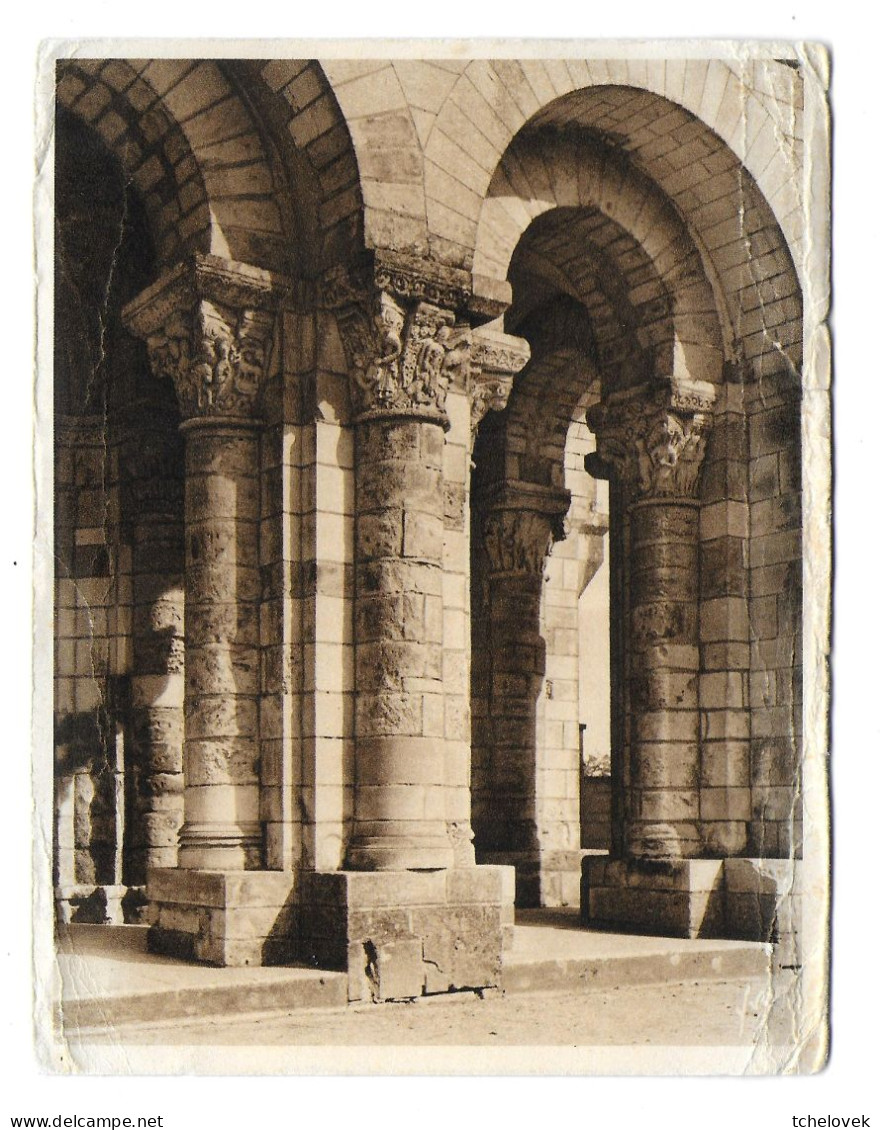(45). Saint Benoit Sur Loire. (1) Basilique & 1223 Interieur Basilique & (2) Abbaye Hormantoxone - Autres & Non Classés