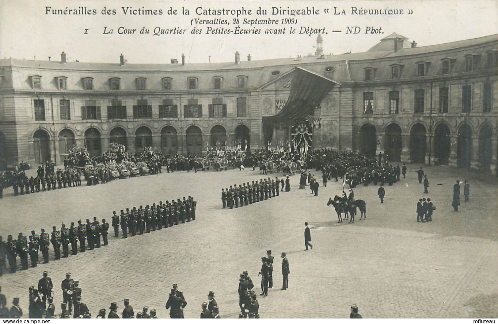 78* VERSAILLES Funerailles Victimes « republique » Petites Ecuries       RL09.0118 - Versailles