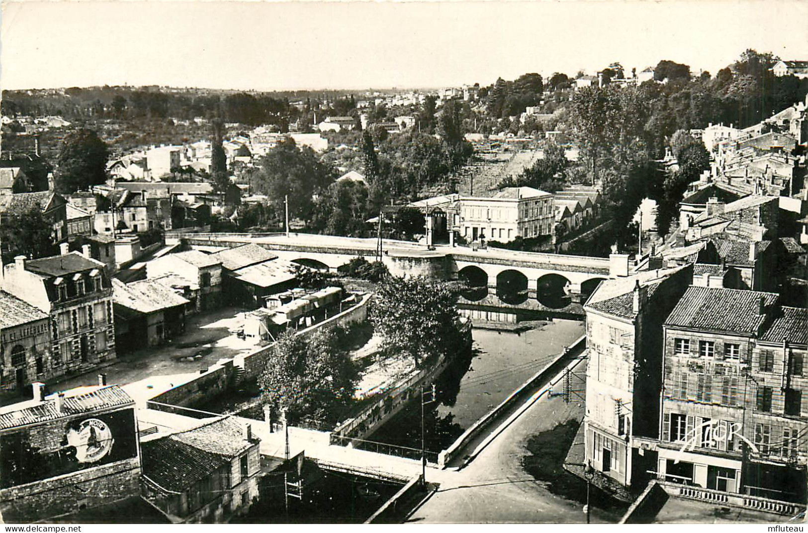 79* NIORT Vue Generale  Ponts   (CPSM 9x14cm)        RL09.0430 - Niort