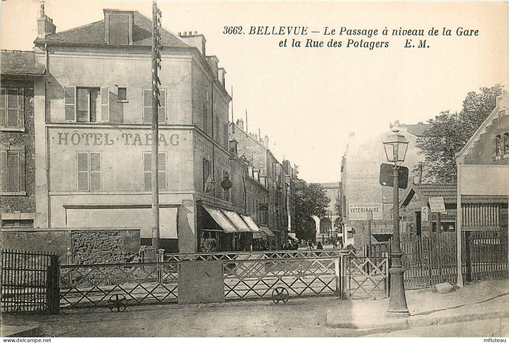 92* BELLEVUE Passage A Niveau  Rue Des Potagers      RL10.0588 - Otros & Sin Clasificación