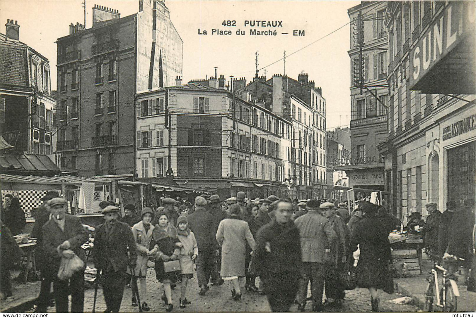 92* PUTEAUX  Place Du Marche    RL10.0526 - Puteaux