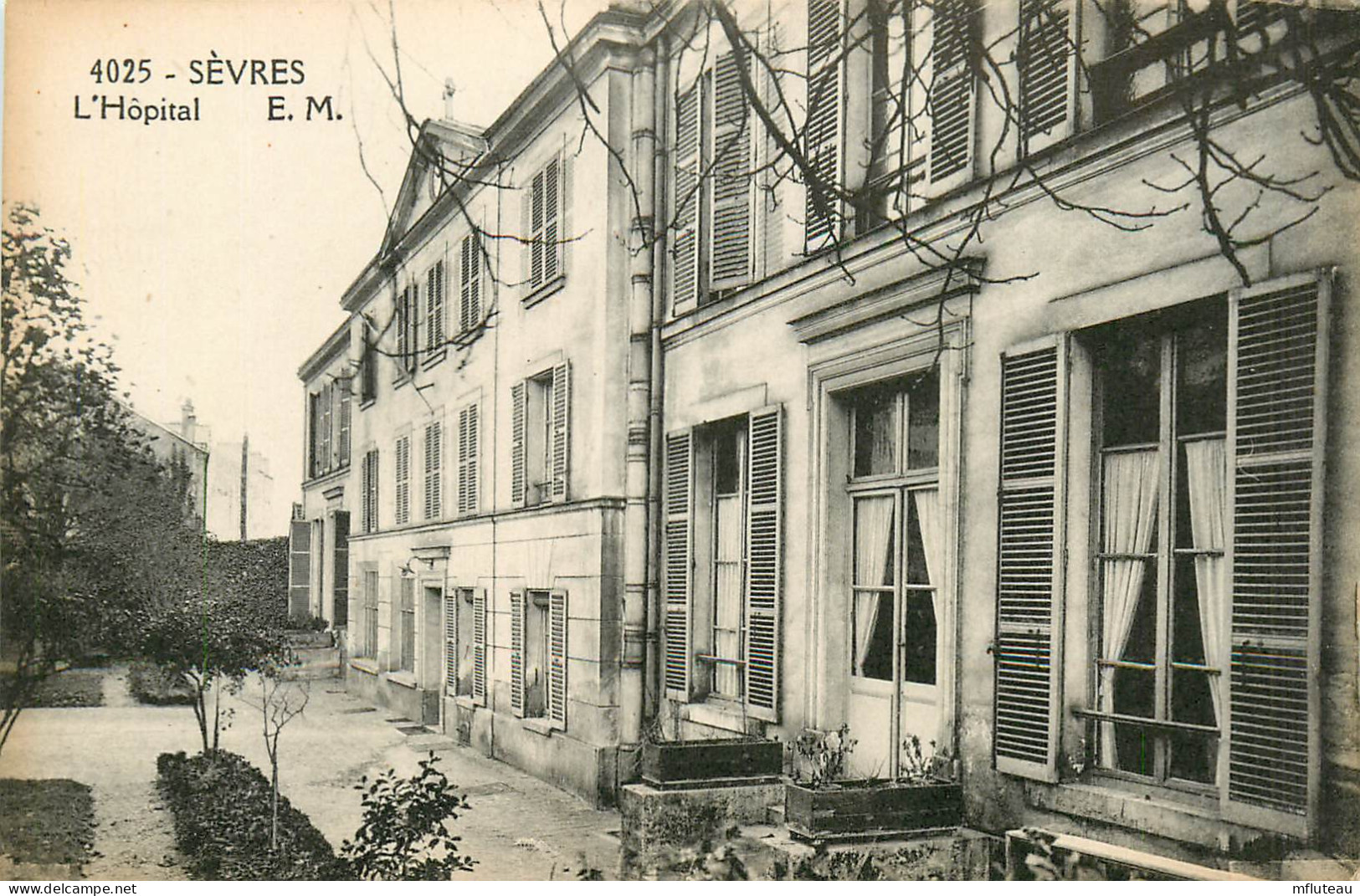 92* SEVRES  L Hopiral    RL10.0436 - Sevres