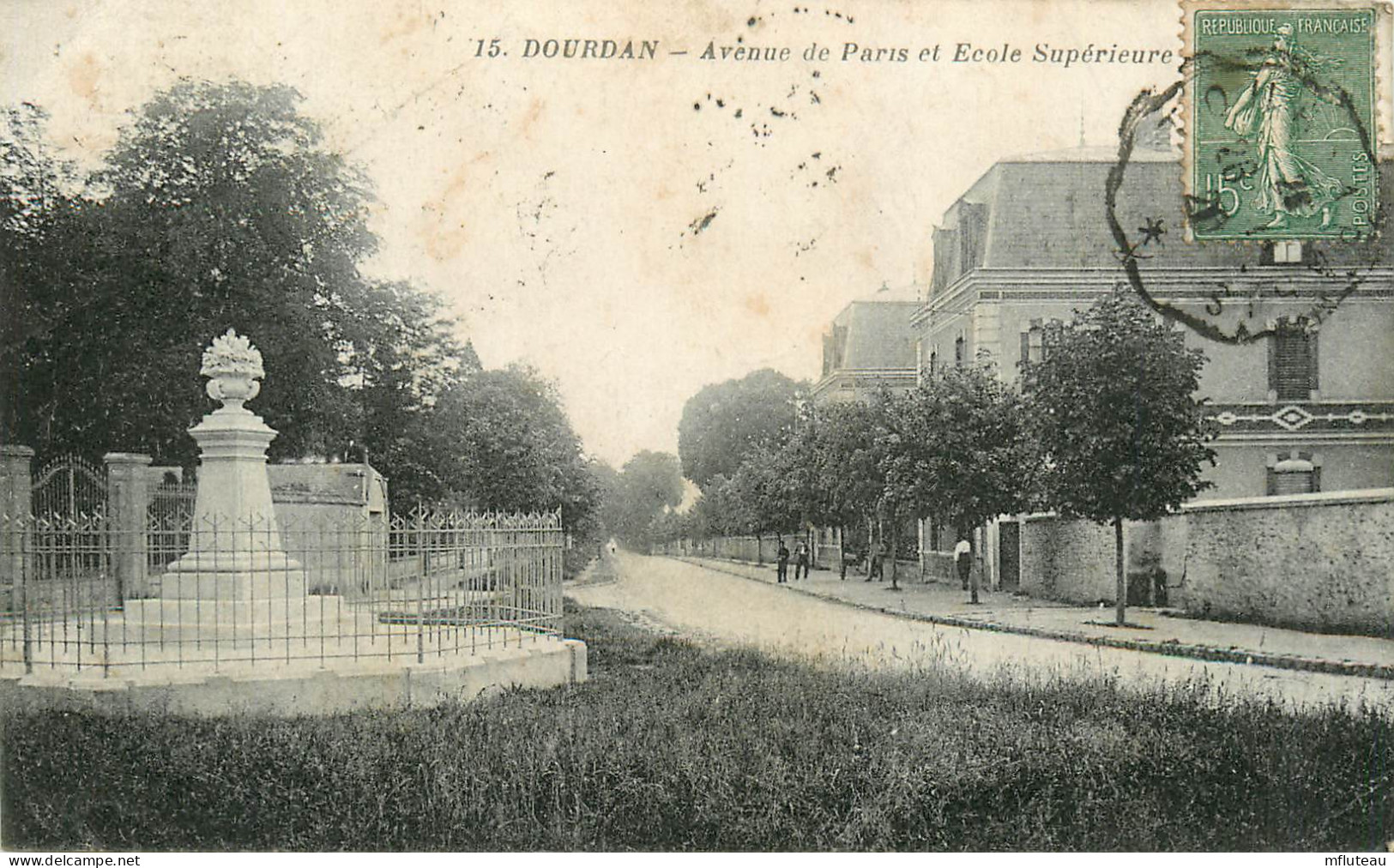 91* DOURDAN  Ecole Superieure      RL10.0252 - Dourdan