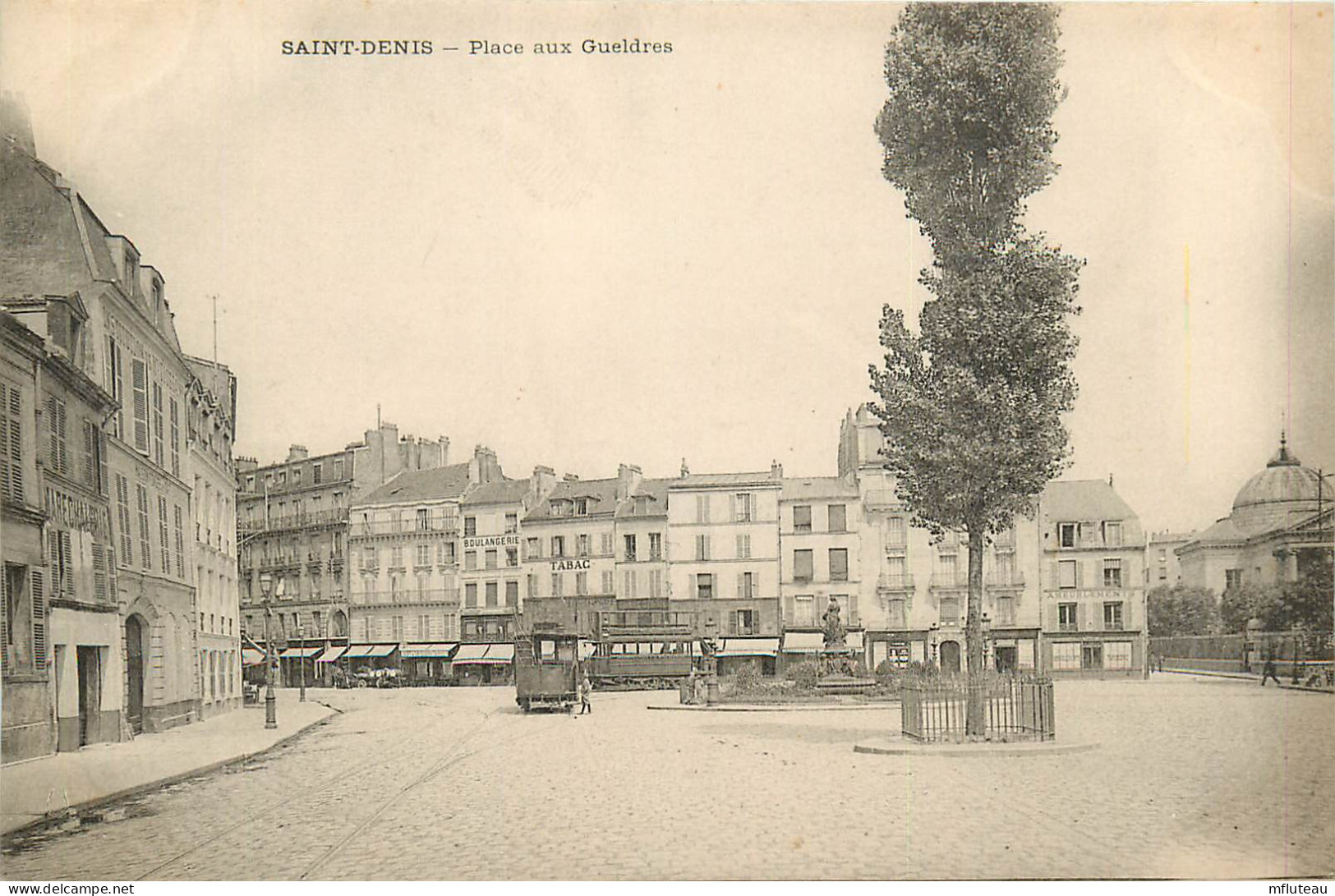 93* ST DENIS   Place Aux Gueldres     RL10.0839 - Saint Denis