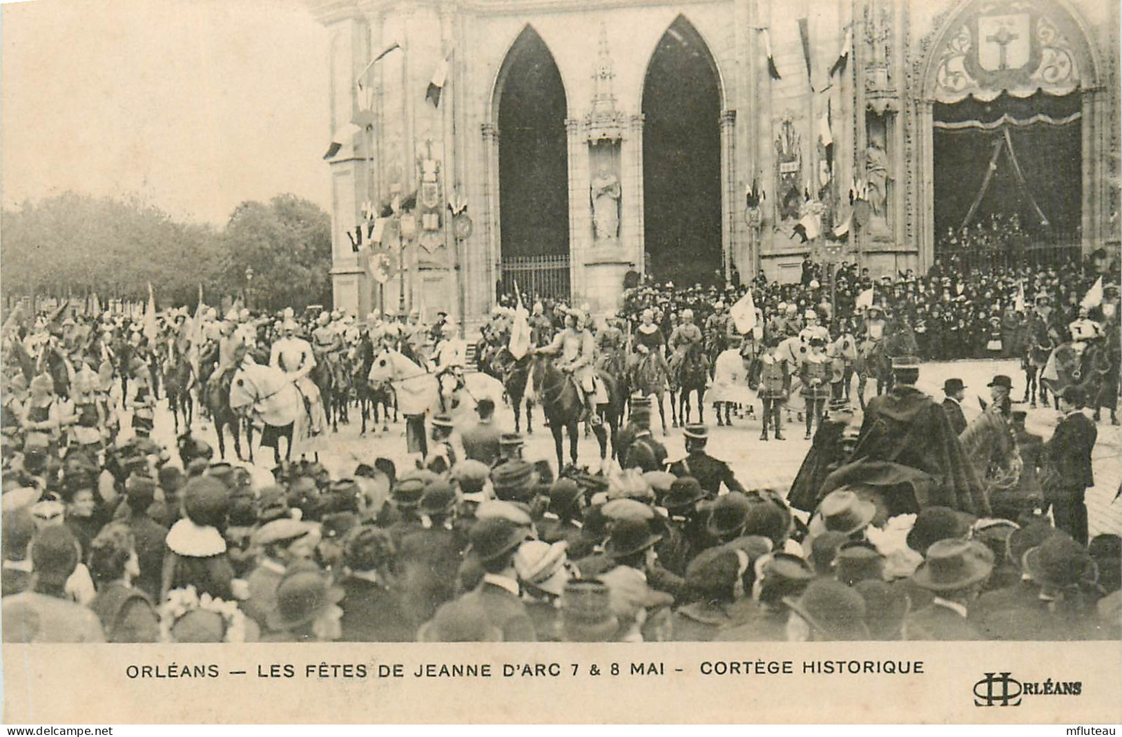 45* ORLEANS -  Fete Jeanne D Arc -  Devant La Cathedrale     RL11.0267 - Orleans
