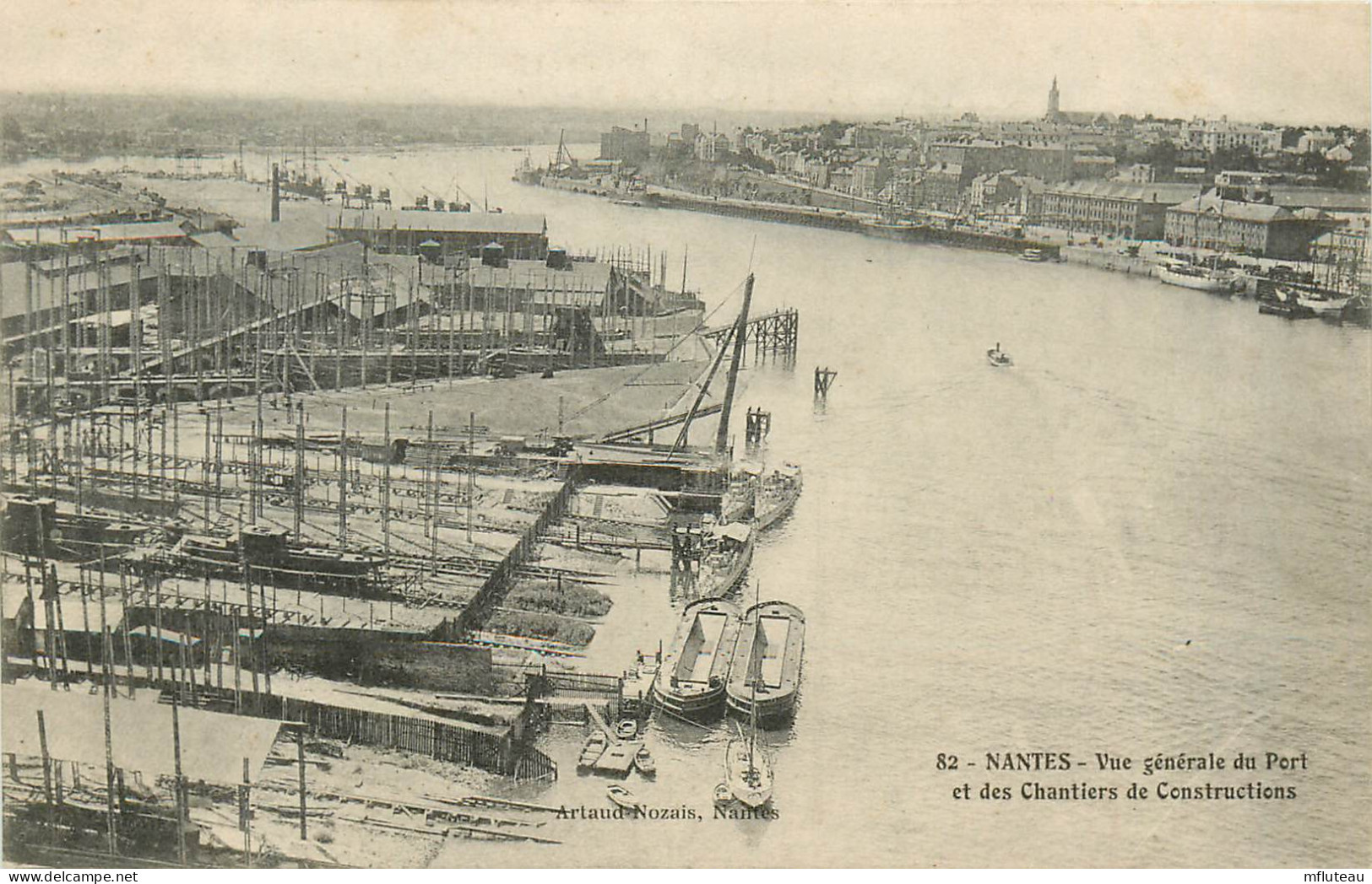 44* NANTES  Le Port Et Les Chantiers   RL11.0149 - Nantes