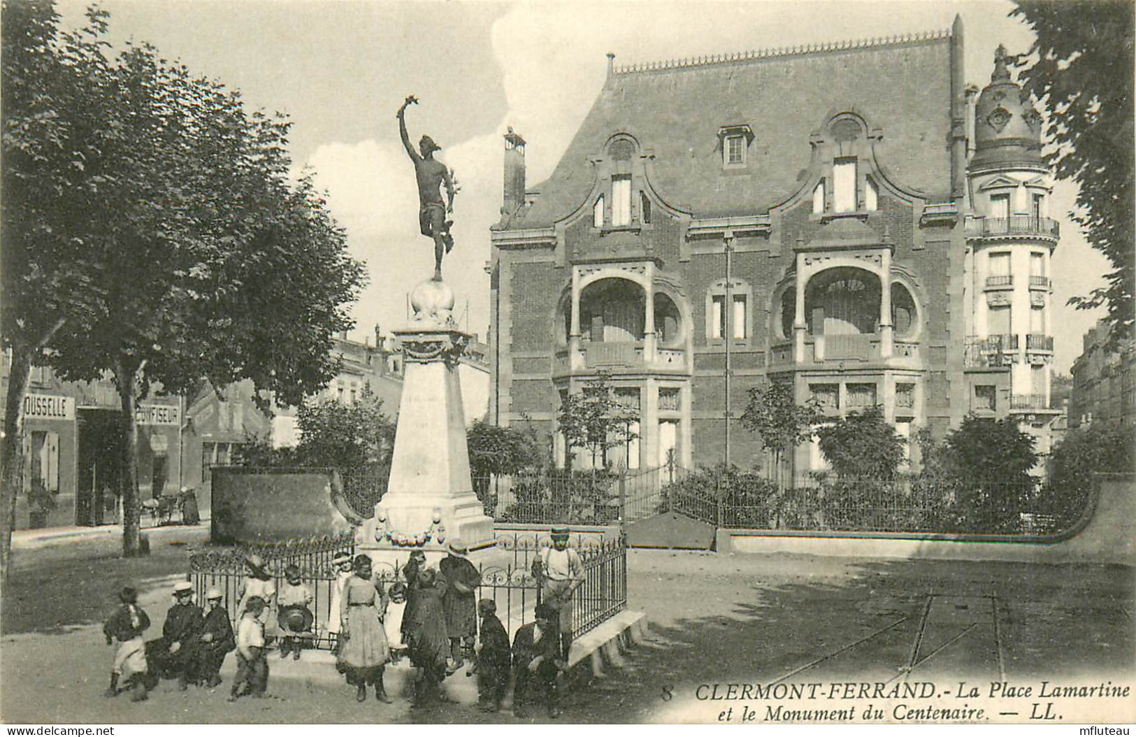 63* CLERMONT FERRAND  Place Lamartine  Monument Centenaire    RL12.0222 - Clermont Ferrand