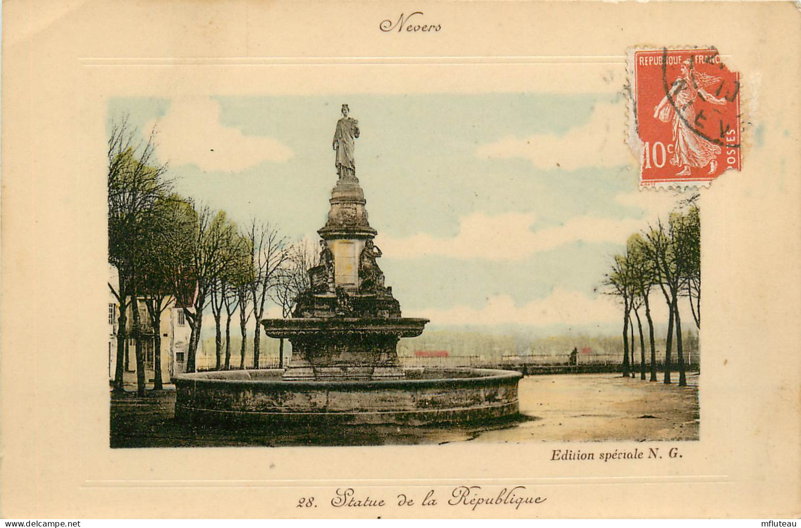 58* NEVERS Statue De La Republique       RL11.0989 - Nevers