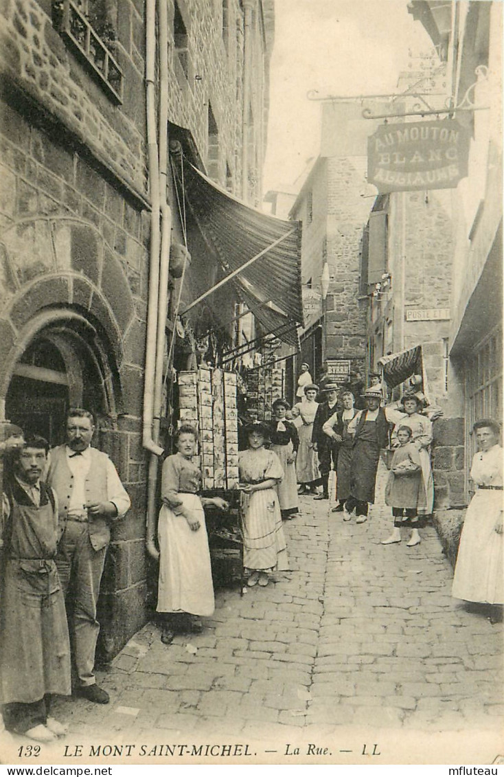 50* LE MONT ST MICHEL La Rue    RL12.1378 - Le Mont Saint Michel