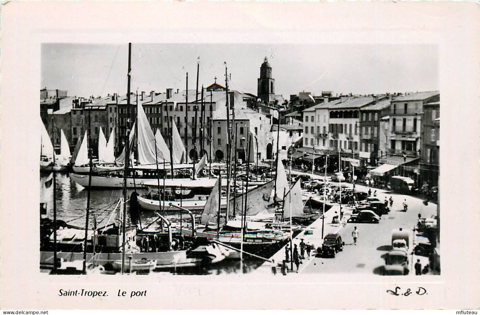 83* ST TROPEZ  Le Port   (CPSM 9x14cm)   RL13.0426 - Saint-Tropez