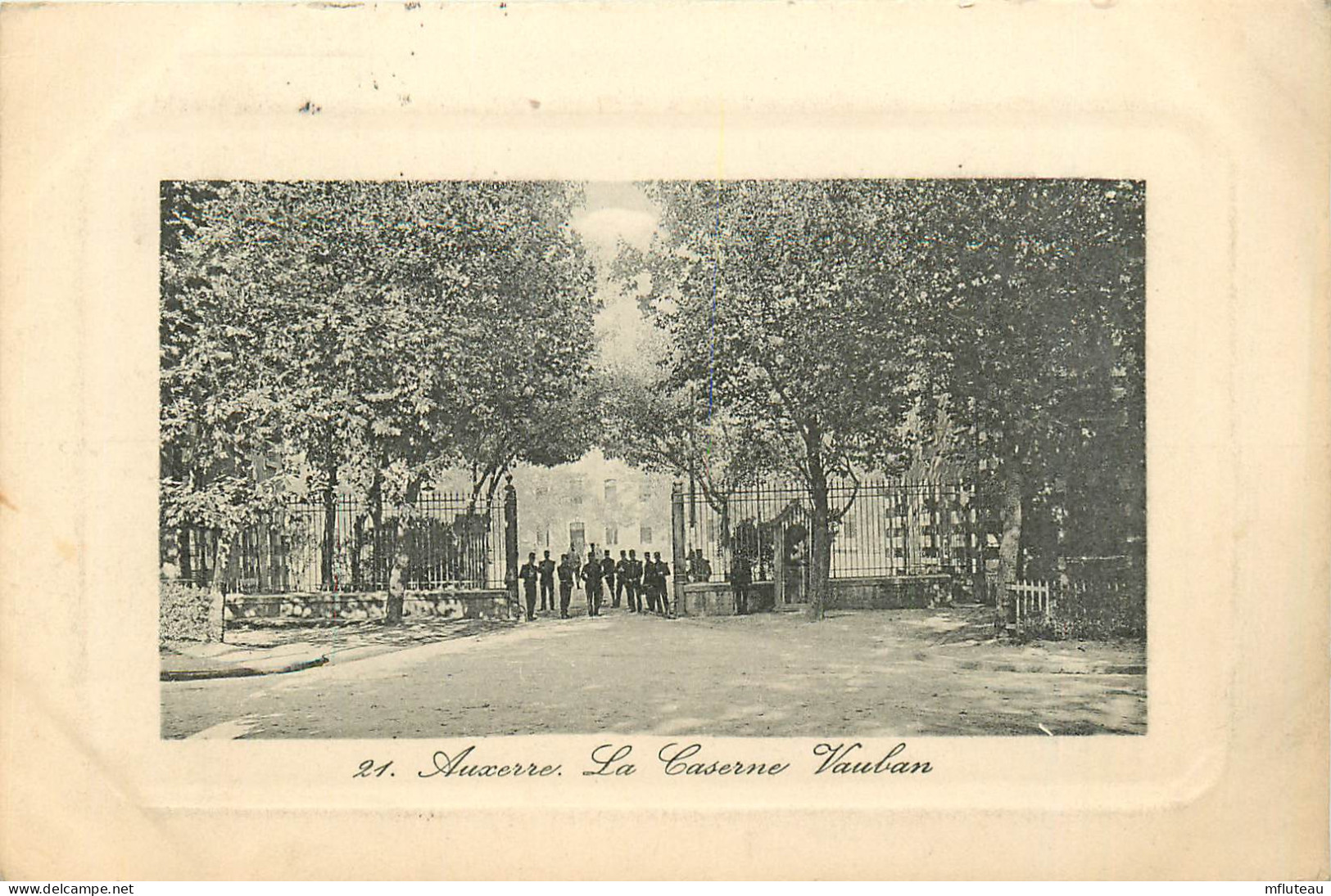 89* AUXERRE Caserne Vauban      RL13.0727 - Barracks