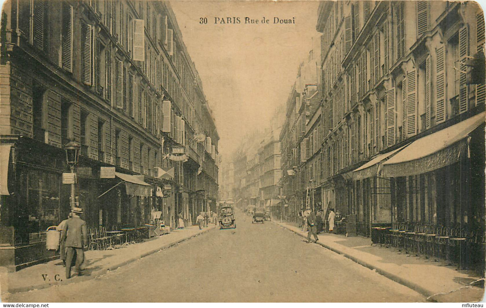 75* PARIS (9)   Rue De Douai         RL27,0504 - Arrondissement: 09