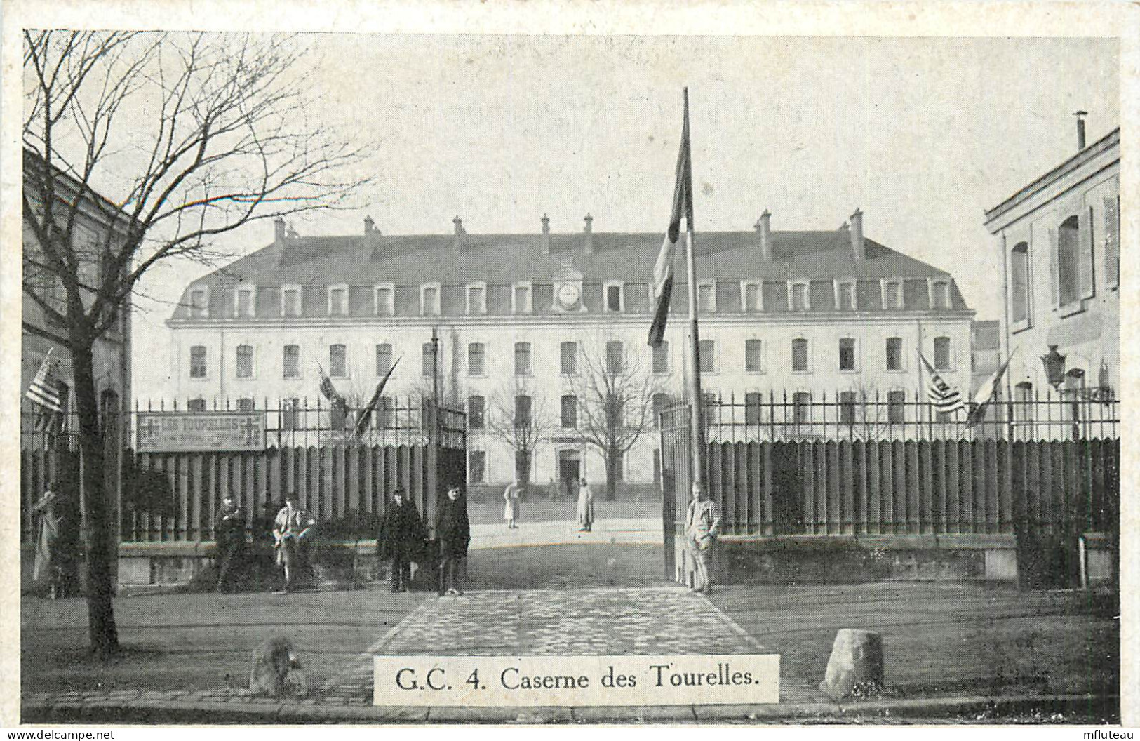 75* PARIS (20)  Caserne Des Tourelles          RL27,0966 - Barracks