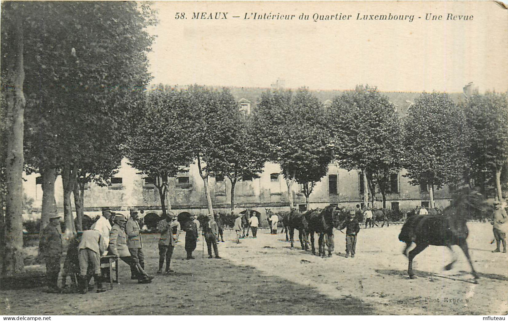 77* MEAUX   Quartier Du Luxembourg  Une Revue    RL27,1812 - Barracks
