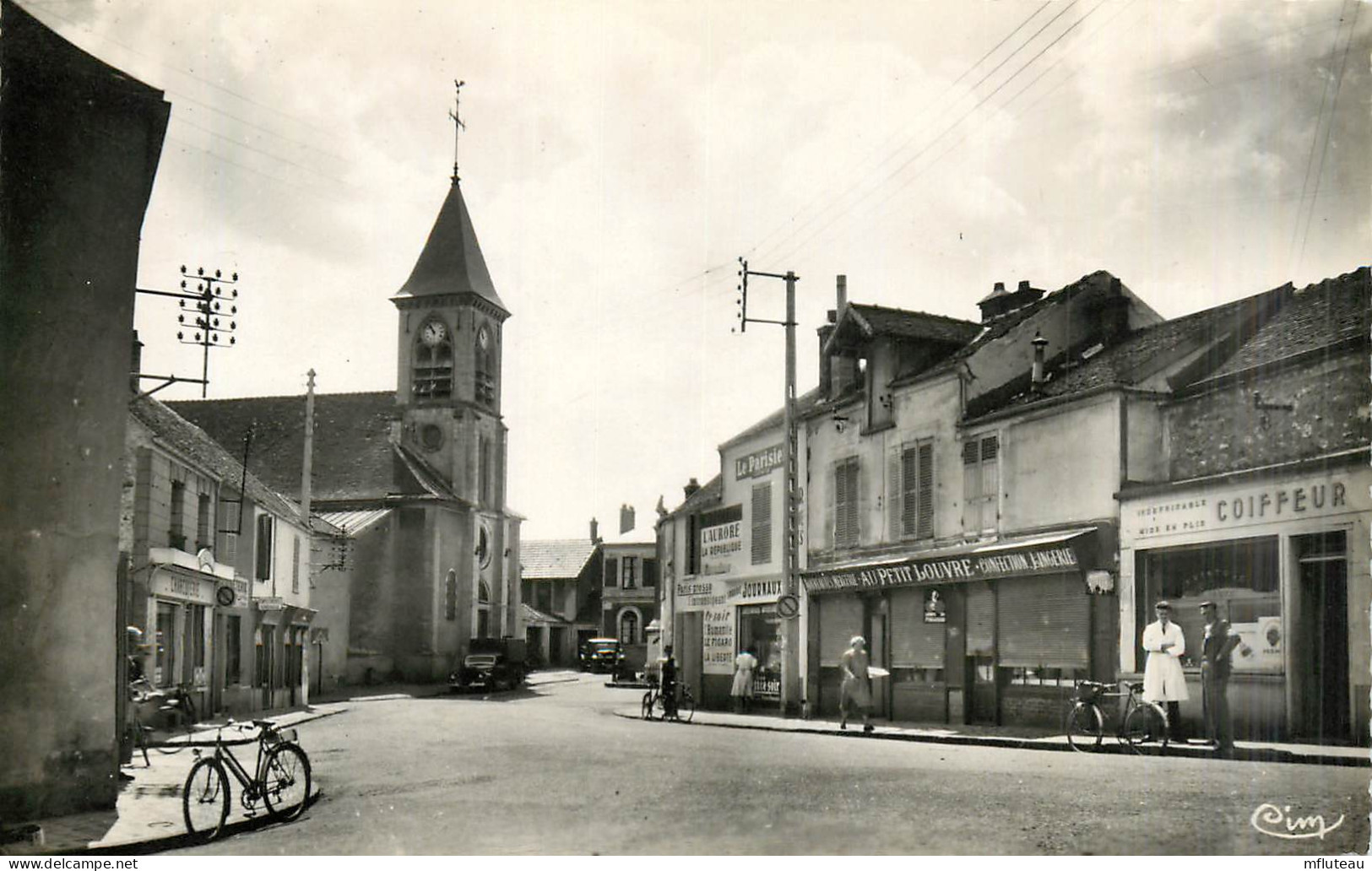 77* DAMMARIE LES LYS Place De L Eglise        (cpsm 9x14cm)RL27,1763 - Dammarie Les Lys