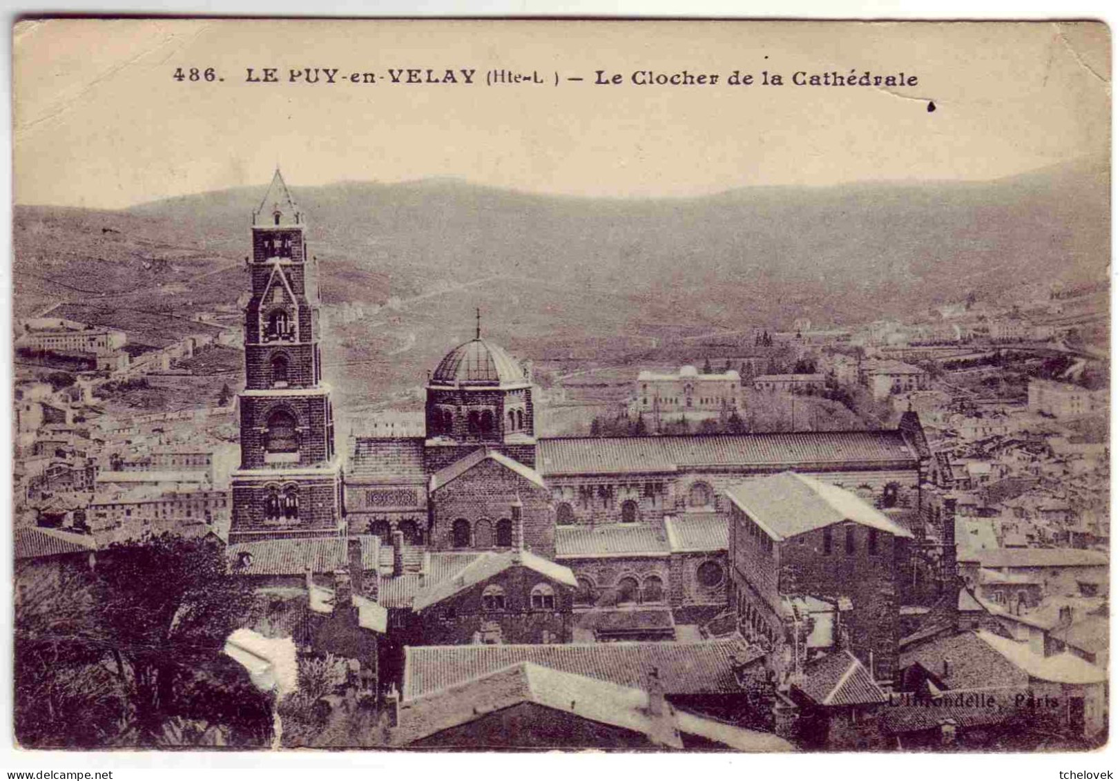 (43). Le Puy en Velay. 18. Rue des tables & clocher de la cathedrale & 144 interieur Cathedrale & Aiguilhe nuit & (2)