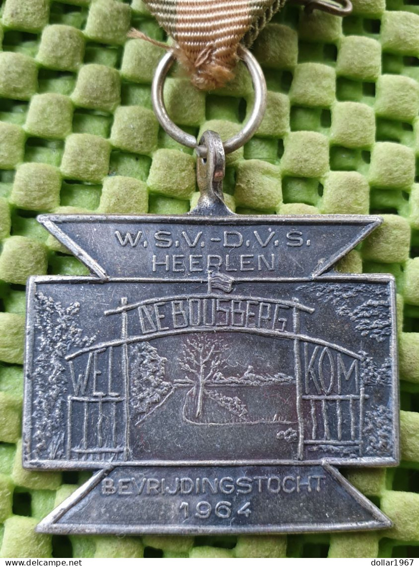 Medaile   :  W.S.V.-D.V.S De Bousberg ,Bevrijdingst 1964 Heerlen -  Original Foto  !!  Medallion  Dutch . - Altri & Non Classificati