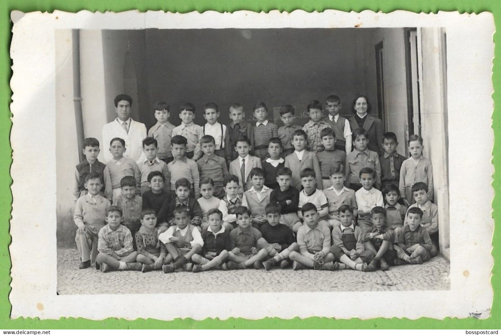 Portugal - Alunos Da Escola Primária Com Os Professores (Fotográfico) - Other & Unclassified