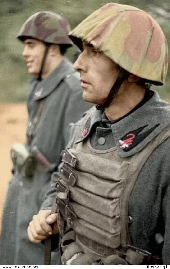 WW2 Italian Mod.1935 Paratroopers Dagger & Scabbard