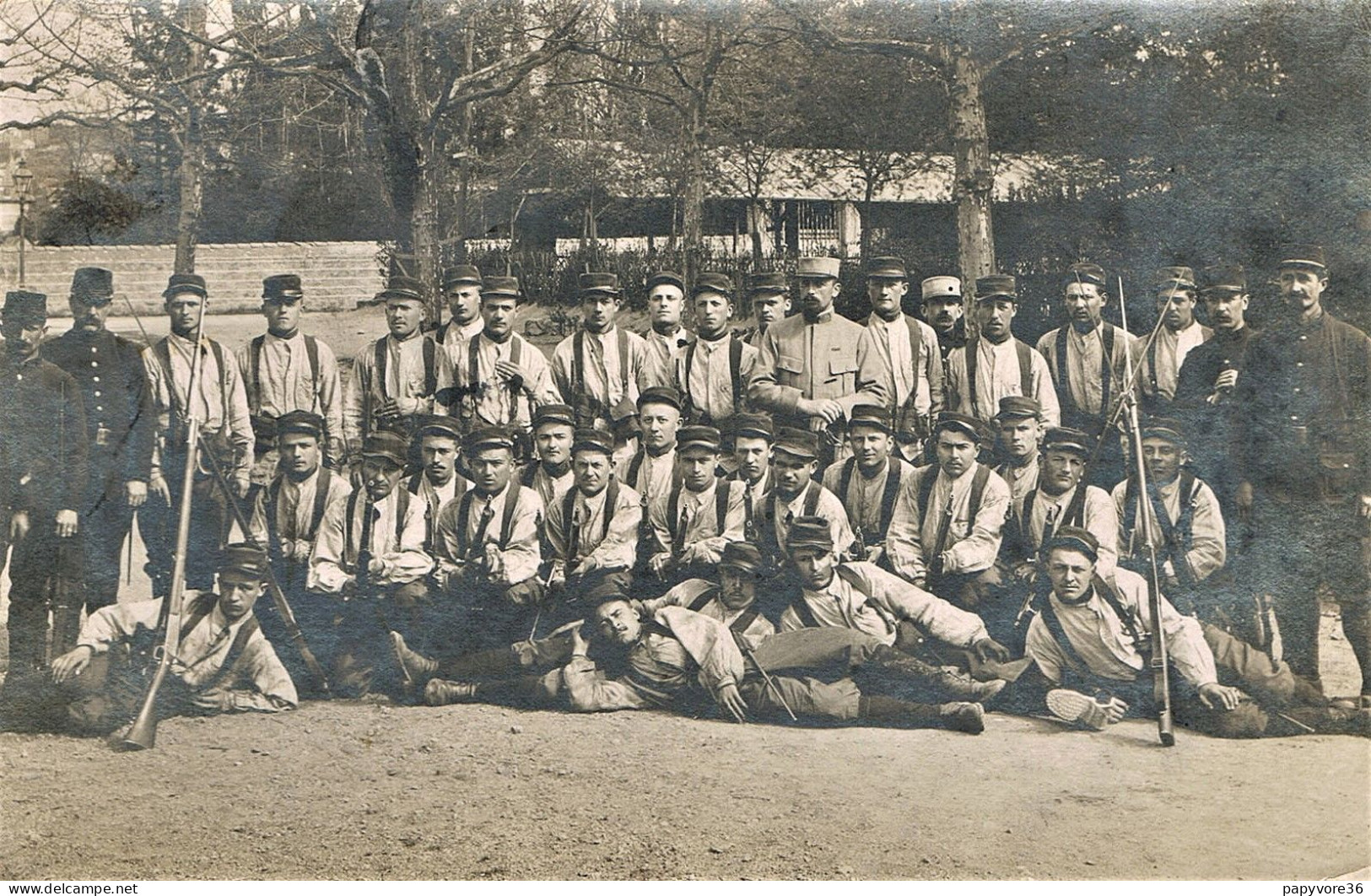 Carte Photo - 38 ème Régiment D'Infanterie En Garnison à La Caserne Rullière à Saint-Etienne ( Loire ) - Regiments