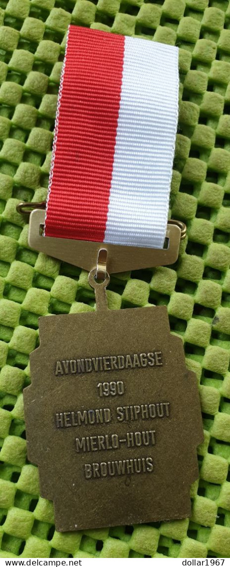 Medaile   : Avondvierdaagse 1990 Helmond Jan De Wever  - Helmond  -  Original Foto  !!  Medallion  Dutch . - Other & Unclassified