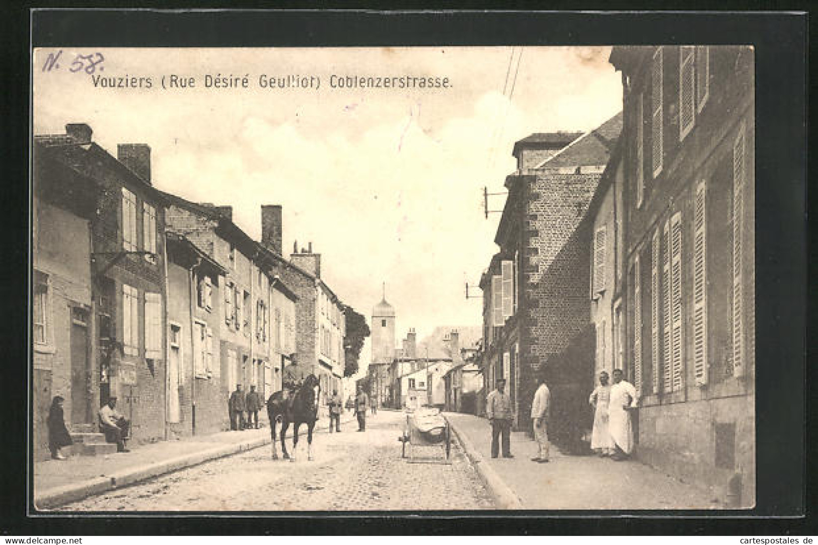 CPA Vouziers, Coblenzerstrasse Et Des Soldats Avec Cheval  - Vouziers