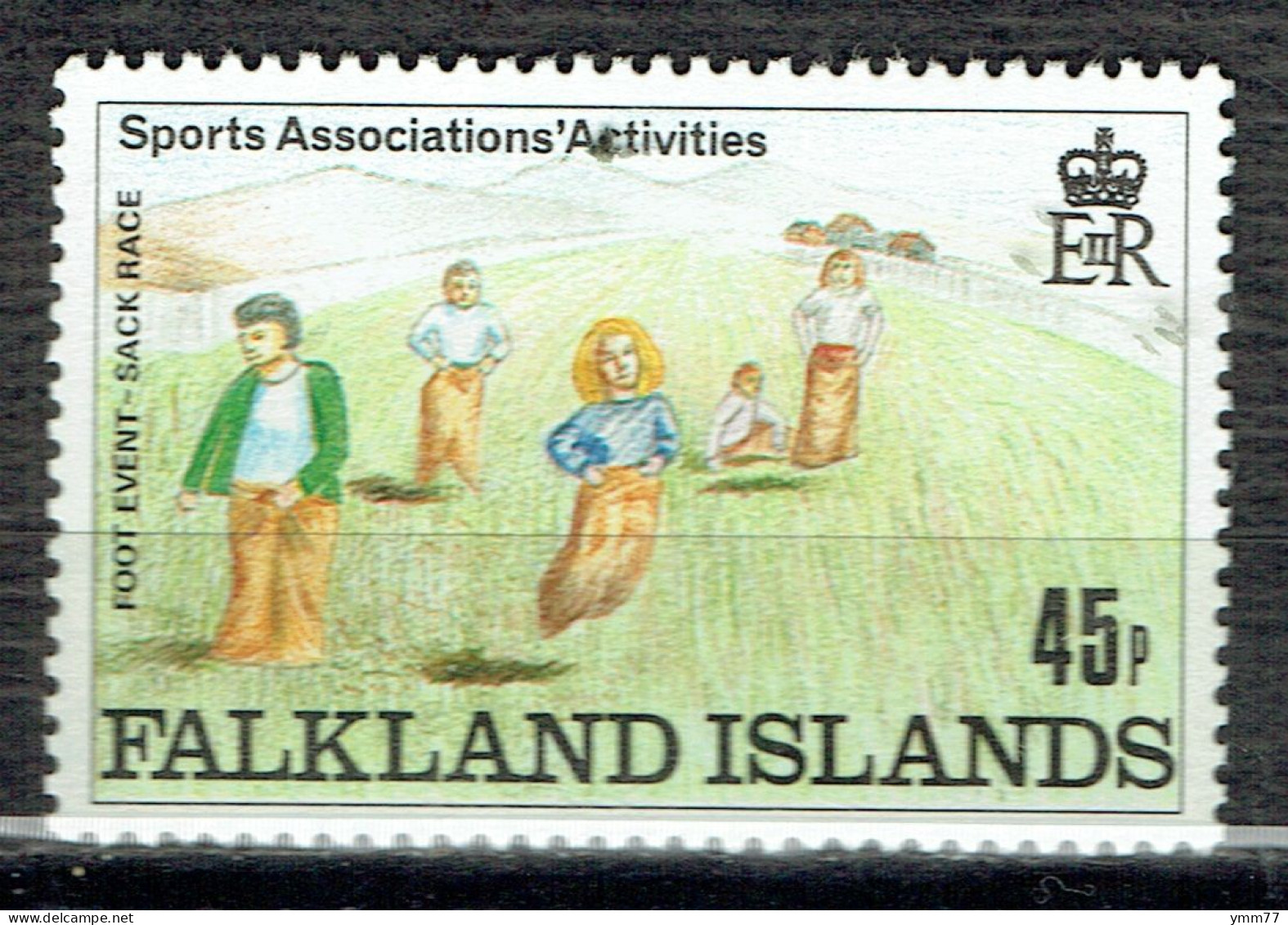 Activités Sportives Dans Les Associations. Dessins D'enfants : Course En Sac - Falkland