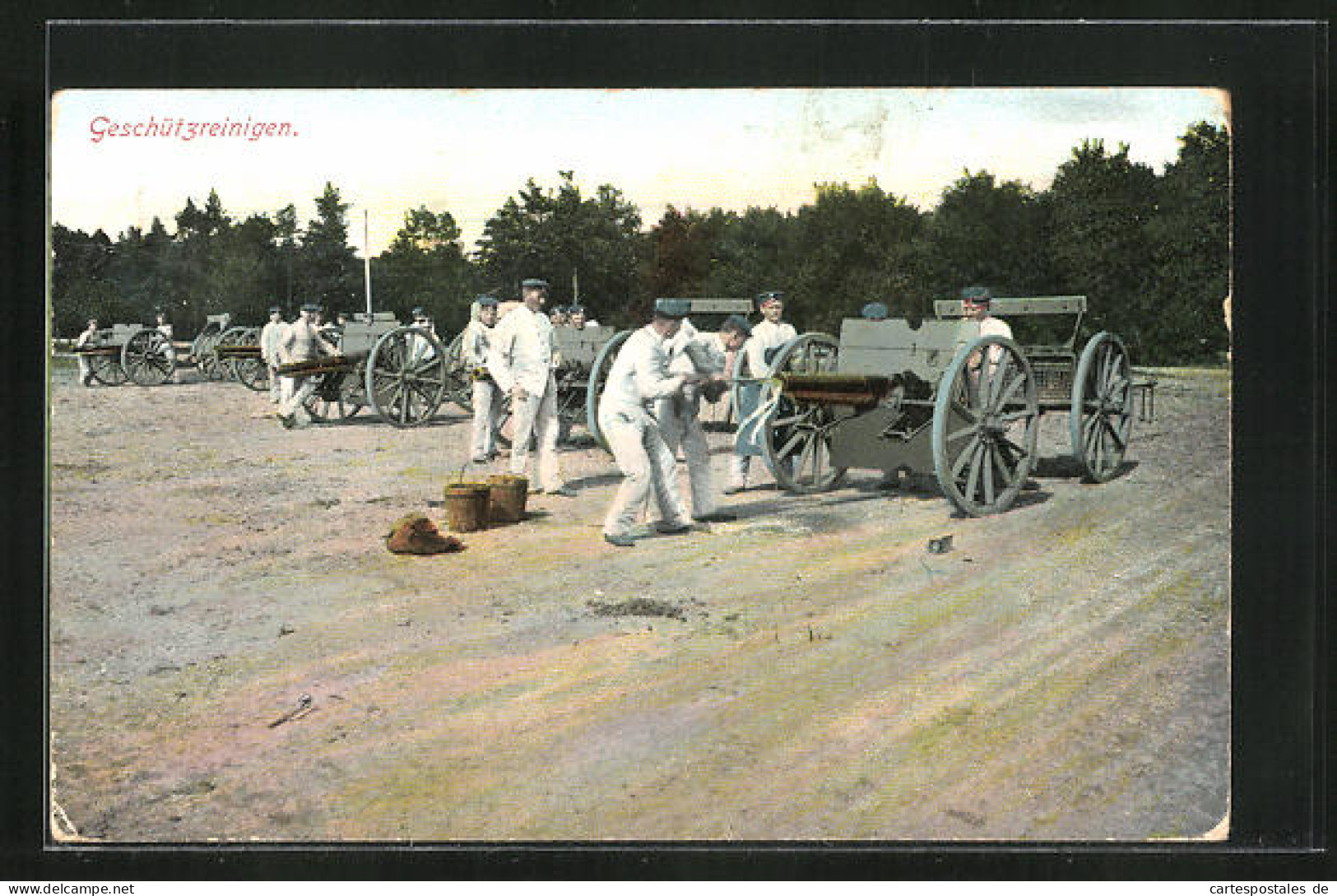 AK Soldaten Beim Geschützreinigen, Artillerie  - War 1914-18