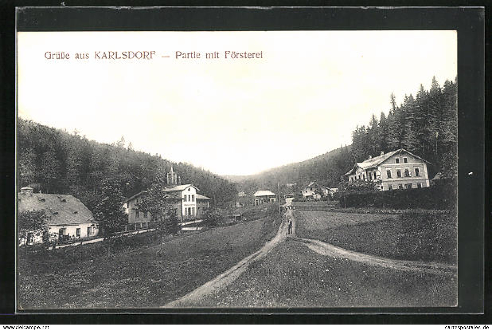 AK Karlsdorf, Strassenpartie Mit Försterei  - Czech Republic