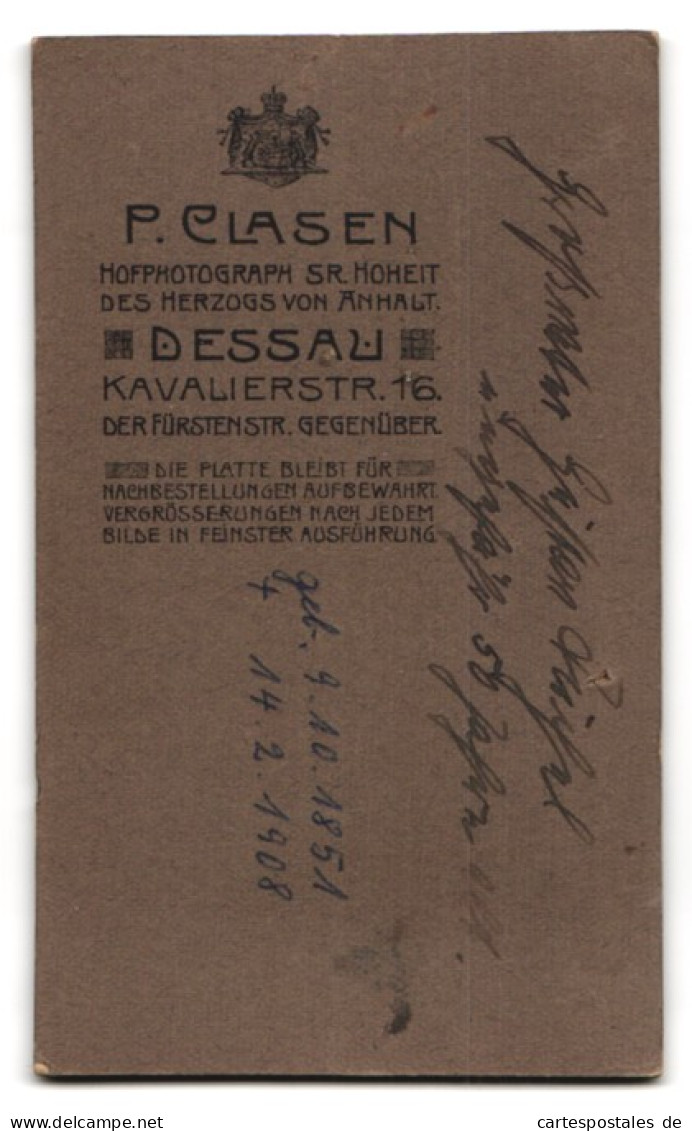 Fotografie P. Clasen, Dessau, Kavalierstr. 16, Portrait Eines Elegant Gekleideten Mannes Mit Schnurrbart  - Personnes Anonymes