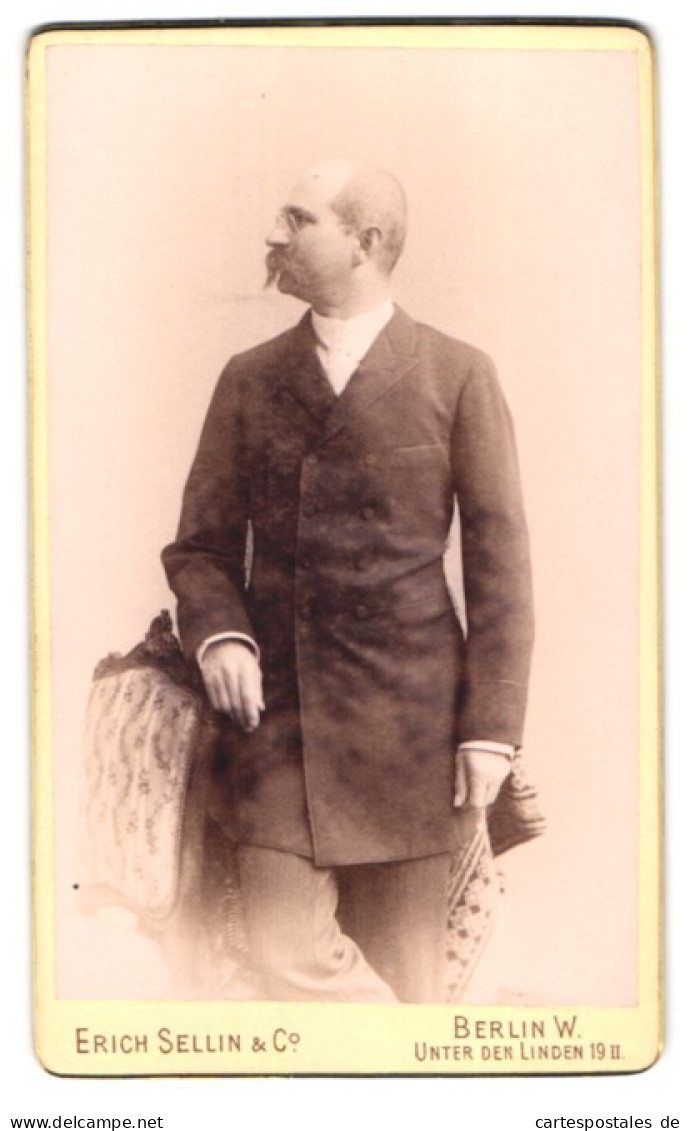 Fotografie Erich Sellin & Co., Berlin, Unter Den Linden 19, Portrait Stattlicher Herr Mit Schnurrbart Und Zwicker  - Anonyme Personen