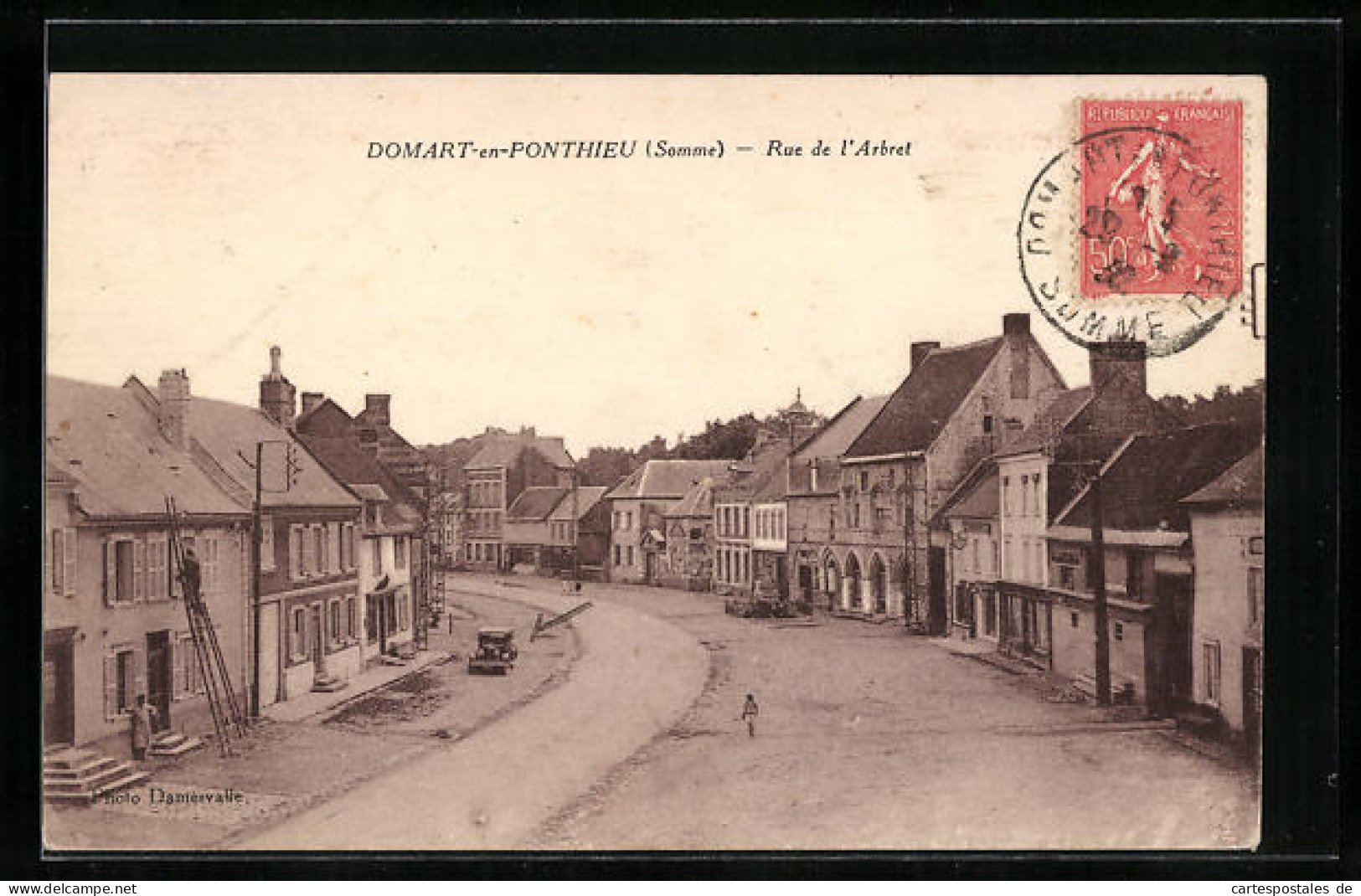 CPA Domart-en-Ponthieu, Rue De L`Arbret  - Autres & Non Classés