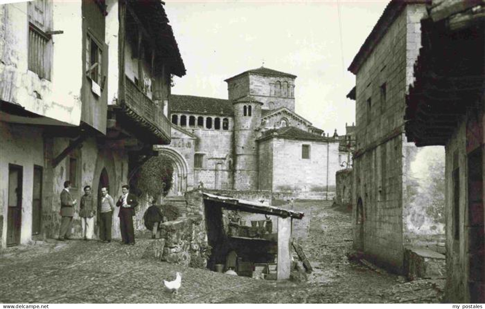 73977111 Santillana_del_Mar_SANTANDER_Cantabria_ES Detalle De Una Calle Al Fondo - Autres & Non Classés