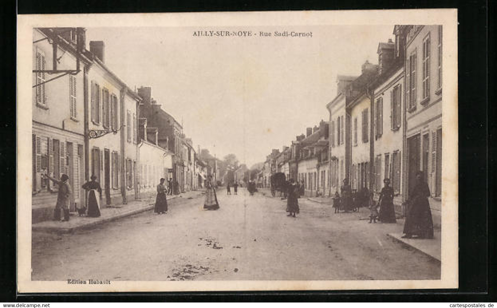 CPA Ailly-sur-Noye, Rue Sadi-Carnot  - Ailly Sur Noye